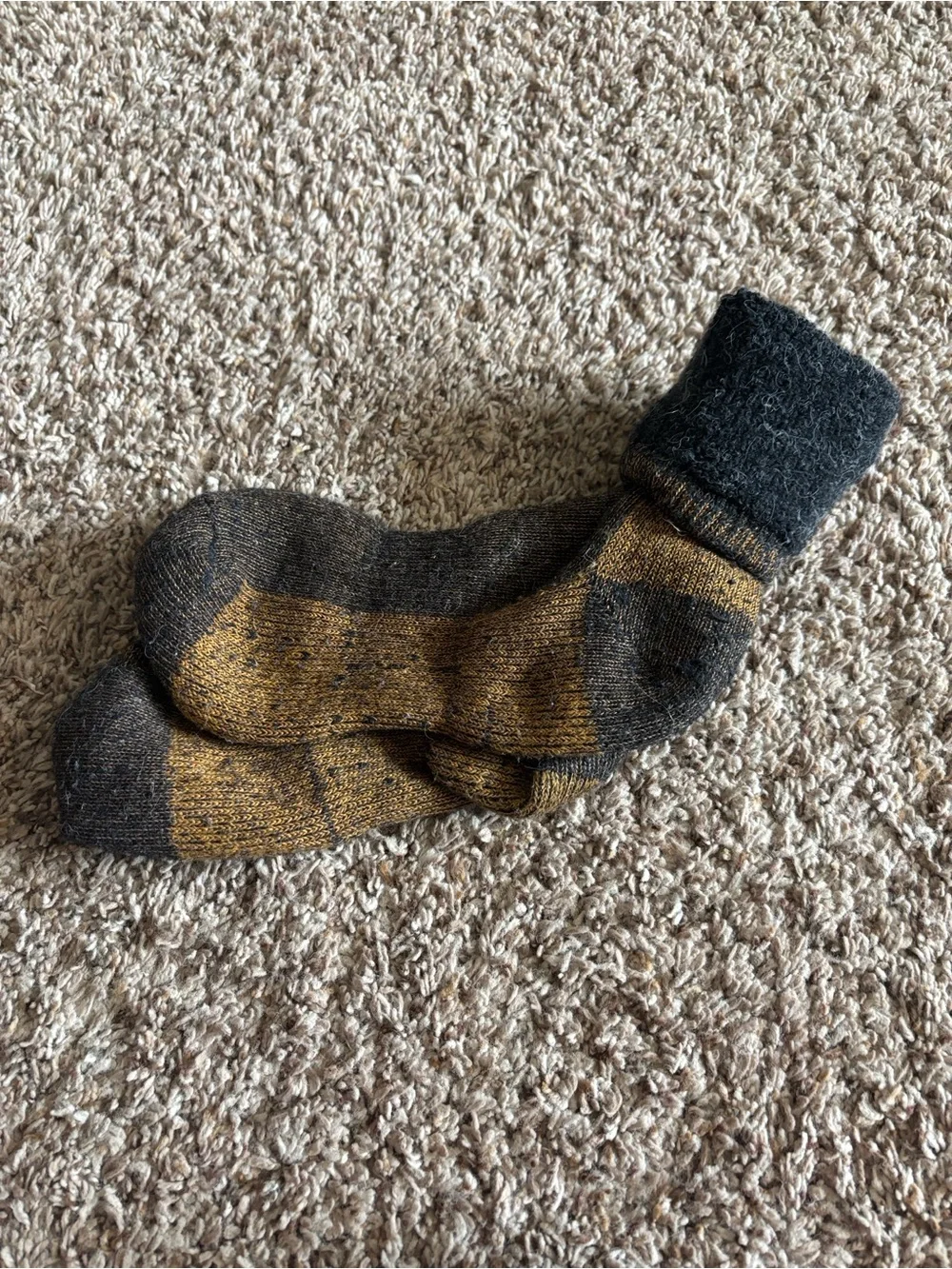 Men's Cushioned Crew Athletic Socks - Gray and Gold
